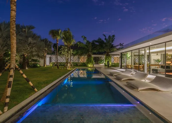 Villa Bull House Amazing 6 Bedrooms Contemporary In *