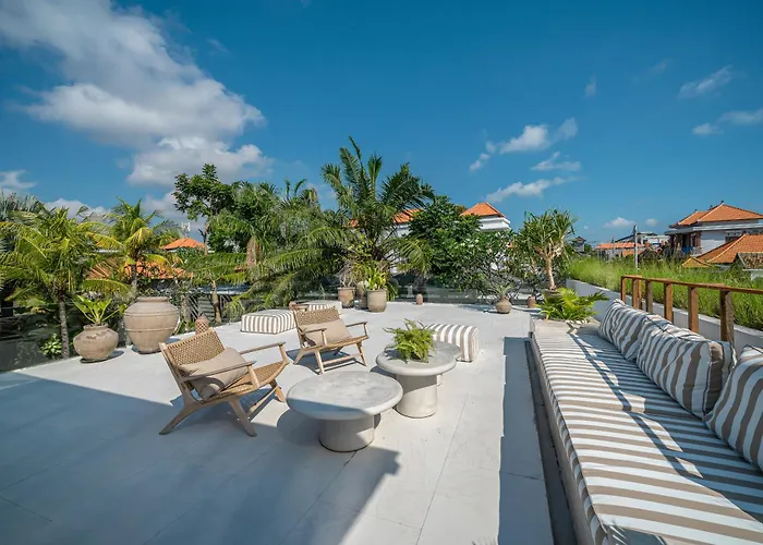 Bull House Amazing 6 Bedrooms Contemporary In Villa *