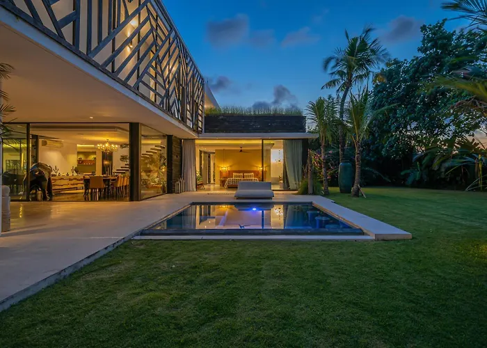 Bull House Amazing 6 Bedrooms Contemporary In