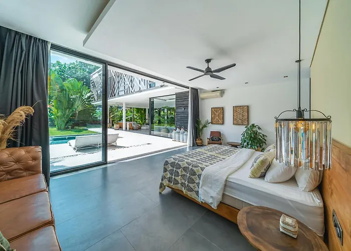 Bull House Amazing 6 Bedrooms Contemporary In *