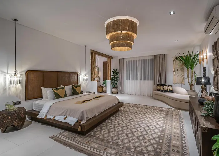 Bull House Amazing 6 Bedrooms Contemporary In Villa *