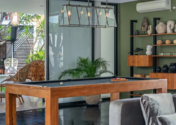 Bull House Amazing 6 Bedrooms Contemporary In *