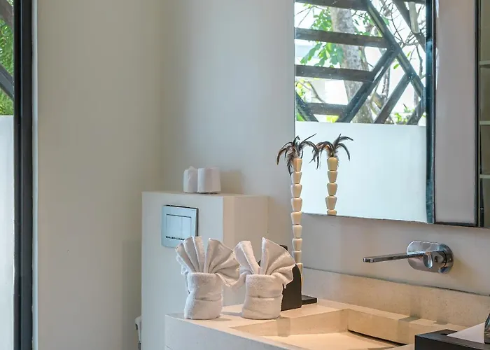 Villa Bull House Amazing 6 Bedrooms Contemporary In Seminyak (Bali)